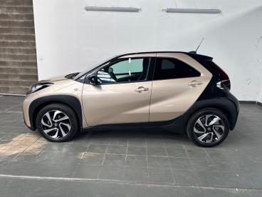 SPOTICAR Toyota Aygo 1.0 Vvt-i 72 S-cvt Design Occasion - Citadine Essence Beige - St Etienne - 1203907951_4