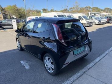SPOTICAR Toyota Aygo 1.0 Vvt-i 69ch X-play 5p Occasion - Citadine Essence Noir - Marseille - 1203955209_5