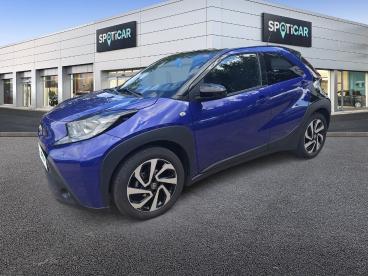 SPOTICAR Toyota Aygo 1.0 Vvt-i 72ch Design My24 Occasion - Citadine Essence Bi-ton Bleu Genièvre Métal/toit Noir - Saint Brieuc - 1204182659_1