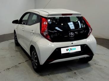 SPOTICAR Toyota Aygo 1.0 Vvt-i X-play Occasion - Citadine Essence Blanc - Reze - 1204227593_3