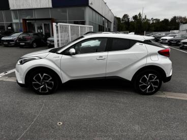 SPOTICAR Toyota C-hr 122h Graphic 2wd E-cvt Rc18 Occasion - Suv-4x4 Hybride Blanc - Calais - 1203720949_2