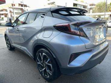 SPOTICAR Toyota C-hr 1.8 Hybride 122 Dynamic Occasion - Suv-4x4 Hybride Gris Clair - Pignan - 1203885341_5