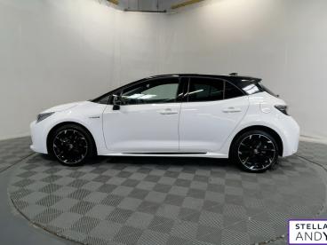 SPOTICAR Toyota Corolla Hybride 184h Gr Sport Occasion - Berline Hybride Blanc - Pessac - 1203553136_2