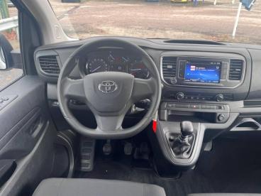 SPOTICAR Toyota Proace Long 2.0 140 D-4d Dynamic Rc23 Occasion - Familiale Diesel Blanc - Nantiat - 1203687459_2