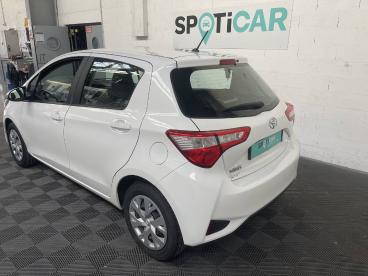 SPOTICAR Toyota Yaris 110 Vvt-i Chic Occasion - Citadine Essence Blanc - Royan - 1203836099_3