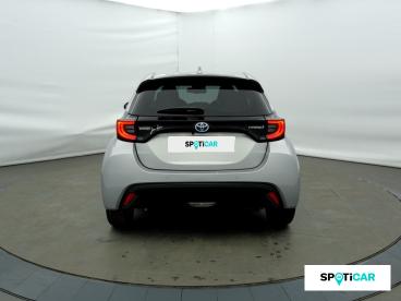 SPOTICAR Toyota Yaris 116h Dynamic 5p My21 Occasion - Citadine Hybride Gris Aluminium (m) - Grenoble - 1203894382_5