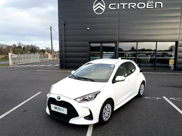 SPOTICAR Toyota Yaris 116h Dynamic Occasion - Citadine Hybride Blanc - La Fleche - 1203902649_3