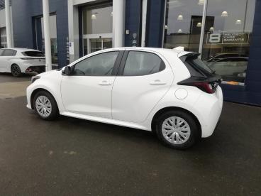 SPOTICAR Toyota Yaris 116h Dynamic Occasion - Citadine Hybride Blanc - Beaucouze - 1203904642_5
