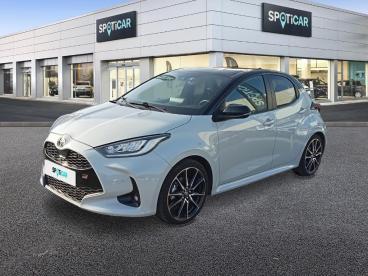 SPOTICAR Toyota Yaris 116h Gr Sport Occasion - Citadine Hybride Gris Clair - Hyeres - 1203919438_1