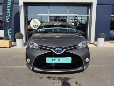 SPOTICAR Toyota Yaris Hsd 100h Dynamic 5p Occasion - Citadine Hybride Gris Dune - Marseille - 1203948260_2