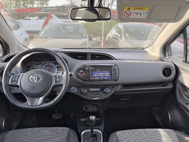 SPOTICAR Toyota Yaris Hybride 100h Dynamic Occasion - Citadine Hybride Gris - Reze - 1203974273_2