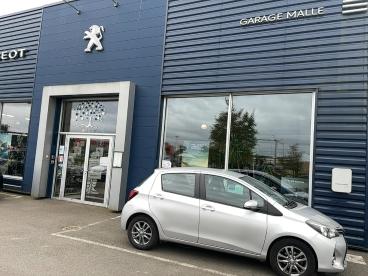 SPOTICAR Toyota Yaris 69 Vvt-i Dynamic Occasion - Citadine Essence Gris Clair - Saint Aubin Du Cormier - 1203982734_1