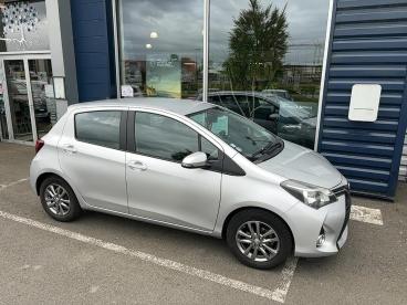SPOTICAR Toyota Yaris 69 Vvt-i Dynamic Occasion - Citadine Essence Gris Clair - Saint Aubin Du Cormier - 1203982734_3