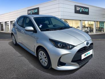 SPOTICAR Toyota Yaris 116h Iconic 5p Occasion - Citadine Hybride Gris Aluminium (m) - Bourgoin Jallieu - 1204082385_3