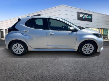 SPOTICAR Toyota Yaris 116h Iconic 5p Occasion - Citadine Hybride Gris Aluminium (m) - Bourgoin Jallieu - 1204082385_4
