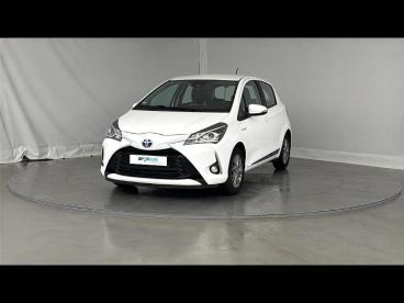 SPOTICAR Toyota Yaris 100h Dynamic 5p Rc19 Occasion - Citadine Hybride Blanc Pur - Saint Maximin - 1204200481_1