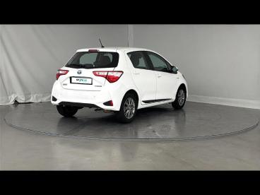 SPOTICAR Toyota Yaris 100h Dynamic 5p Rc19 Occasion - Citadine Hybride Blanc Pur - Saint Maximin - 1204200481_5