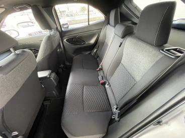 SPOTICAR Toyota Yaris Cross Hybride 1.5 Hybrid 130h Design Auto Occasion - Suv-4x4 Hybride Gris Clair - Lunel - 1204049976_4