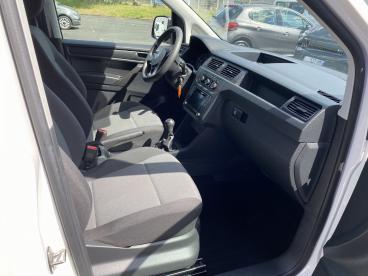SPOTICAR Volkswagen Caddy Van 2.0 Tdi 75 Business Line Occasion - Utilitaire Diesel Blanc - St-georges-sur-loire - 1203542017_2