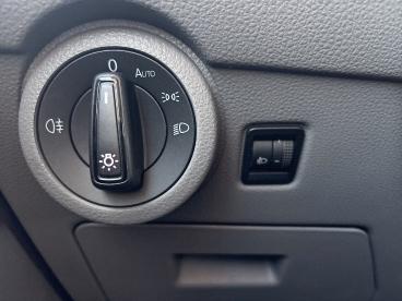 SPOTICAR Volkswagen Caravelle 6.1 2.0 Tdi 150 Bmt Longue Bvm6 Confortline Occasion -  Diesel Reflex Silver Metallic - Orvault - 1203785485_5