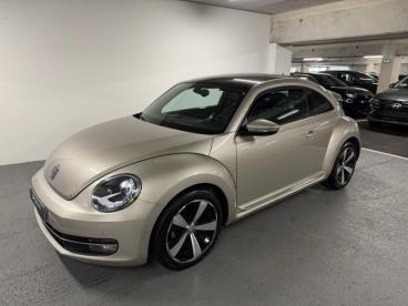 SPOTICAR Volkswagen New Beetle Coccinelle 1.2 Tsi 105ch Bluemotion Technology Couture Occasion - Coupé-cabriolet Essence Gris - Montlhery - 1203703925_1