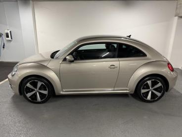 SPOTICAR Volkswagen New Beetle Coccinelle 1.2 Tsi 105ch Bluemotion Technology Couture Occasion - Coupé-cabriolet Essence Gris - Montlhery - 1203703925_2