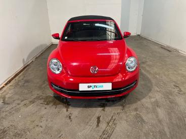 SPOTICAR Volkswagen New Beetle Coccinelle Cabriolet 2.0 Tdi 110ch Bluemotion Technology Fap Occasion - Coupé-cabriolet Diesel Rouge Tornado / Capote Noire - Bollene - 1203663702_2