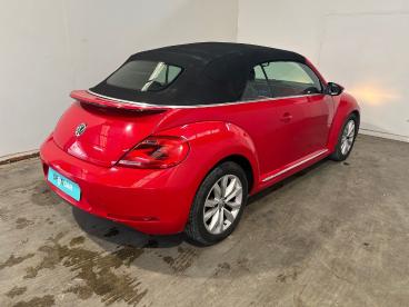 SPOTICAR Volkswagen New Beetle Coccinelle Cabriolet 2.0 Tdi 110ch Bluemotion Technology Fap Occasion - Coupé-cabriolet Diesel Rouge Tornado / Capote Noire - Bollene - 1203663702_4