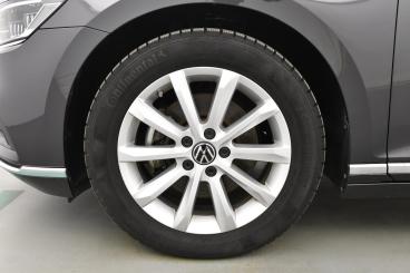 SPOTICAR Volkswagen Passat Sw 2.0 Tdi Evo 150 Dsg7 Occasion - Break Diesel Manganese Gray Metallic - Montendre - 1203778941_3