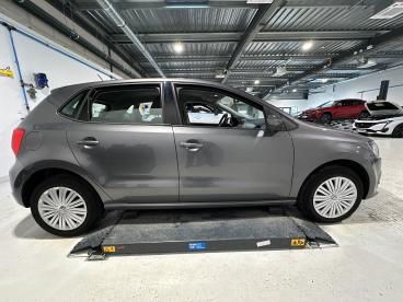 SPOTICAR Volkswagen Polo 1.0 75 Trendline Occasion - Citadine Essence Gris - Ste Genevieve - 1203890414_4