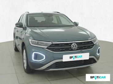 SPOTICAR Volkswagen T-roc 1.0 Tsi 110 Start/stop Bvm6 Life Occasion - Suv-4x4 Essence Bleu - St Maur - 1203776268_2