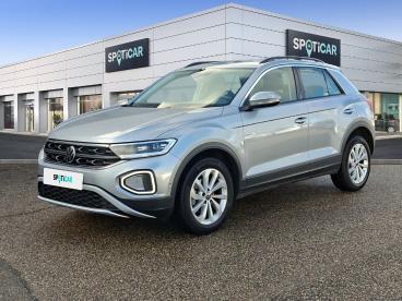 SPOTICAR Volkswagen T-roc 1.0 Tsi 110 Start/stop Bvm6 Life Business Occasion - Suv-4x4 Essence Gris - Bourgoin Jallieu - 1203871762_1