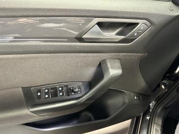 SPOTICAR Volkswagen T-roc 1.5 Tsi 150 Evo Carat Dsg7 Occasion - Suv-4x4 Essence Noir - Beaufort En Anjou - 1203899087_5