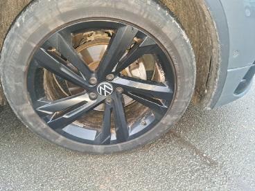 SPOTICAR Volkswagen Tiguan 2.0 Tdi 150 Dsg7 4motion Black R-line Occasion - Suv-4x4 Diesel Noir - Lomme - 1203878081_4