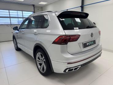 SPOTICAR Volkswagen Tiguan 1.4 Ehybrid 245 Dsg6 R-line Exclusive Occasion - Suv-4x4 Hybride Rechargeable Gris Clair - Yvetot - 1203883526_4