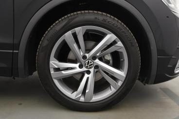 SPOTICAR Volkswagen Tiguan 2.0 Tdi 150ch Dsg7 R-line Occasion - Suv-4x4 Diesel Deep Black Pearlescent - Montendre - 1203980958_3