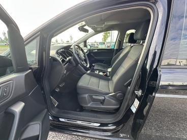 SPOTICAR Volkswagen Touran 1.4 Tsi 150 Bmt 7pl Sound Occasion - Monospace Essence Deep Black Pearlescent - Velizy - 1204003061_4