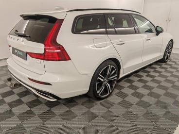SPOTICAR Volvo V60 T6 Awd 253 + 87ch R-design Geartronic Occasion - Break Hybride Rechargeable Blanc Glace - Aubiere - 1203989899_4