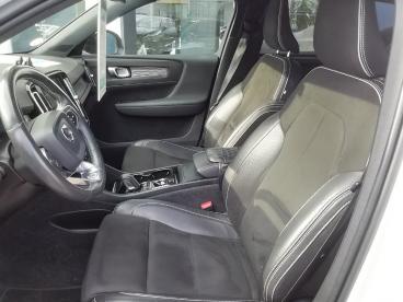 SPOTICAR Volvo Xc40 Xc 40 T3 163 Geartronic 8 R-design Occasion - Suv-4x4 Essence Blanc - Beaucouze - 1203689586_5