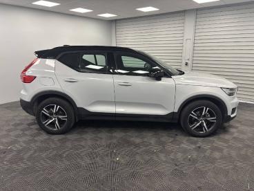 SPOTICAR Volvo Xc40 Xc 40 D3 Adblue 150 Ch Geartronic 8 R-design Occasion - Suv-4x4 Diesel Gris - Gond Pontouvre - 1203804414_4