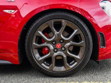 SPOTICAR Abarth 124 Spider 1.4 Multiair Euro 6 2dr Used Car - Saloon Petrol Red - Nuneaton - 1200547596_5