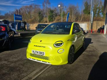 SPOTICAR Abarth 500e 500 E 42kwh Turismo Auto 2dr Used Car - Saloon Electric Green - Salisbury - 500531034_2