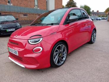 SPOTICAR Abarth 500e 500 E 42kwh Turismo Auto 2dr Used Car - Saloon Electric Red - Warwick - 1200543400_4