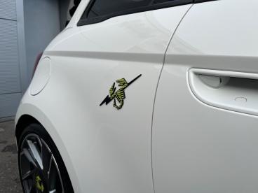 SPOTICAR Abarth 500e 500 E 42kwh Auto 2dr Used Car - Saloon Electric White - Colchester - 1200554447_5