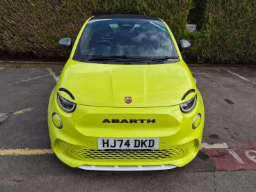 SPOTICAR Abarth 500e 500 E 42kwh Turismo Auto 2dr Used Car - Saloon Electric Green - Salisbury - 500576460_2