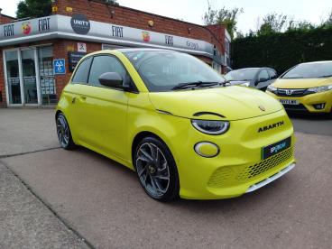SPOTICAR Abarth 500e 42kwh Turismo Auto 3dr Used Car - Saloon Electric Yellow - Warwick - 1200528896_1