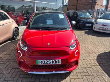 SPOTICAR Abarth 500e 42kwh Turismo Auto 3dr Used Car - Saloon Electric Red - Slough - 1200542714_2
