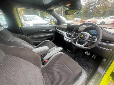 SPOTICAR Abarth 500e 42kwh Scorpionissima Auto 3dr Used Car - Saloon Electric Green - Leicester - 1200549929_3