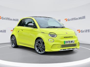 SPOTICAR Abarth 500e 42kwh Scorpionissima Auto 3dr Used Car - Saloon Electric Green - Pontypridd - 1200553185_1