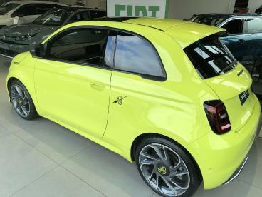 SPOTICAR Abarth 500e 42kwh Scorpionissima Auto 3dr Used Car - Saloon Electric Green - Swansea - 1200564341_5